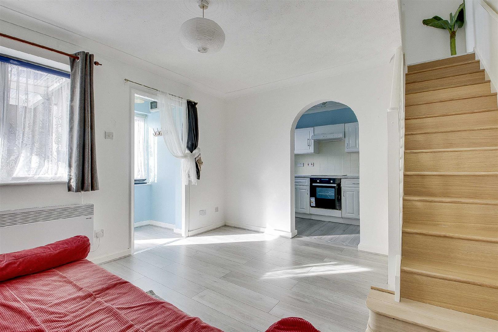 1 bed property in Sullivan Crescent, Milton Keynes